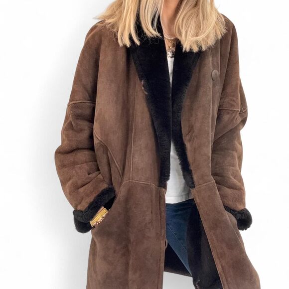 Women's Brown Shearling Coat - Picture 3 of 7
